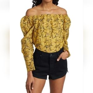 FRAME off the shoulder billow Animal printDetail blouse Size small